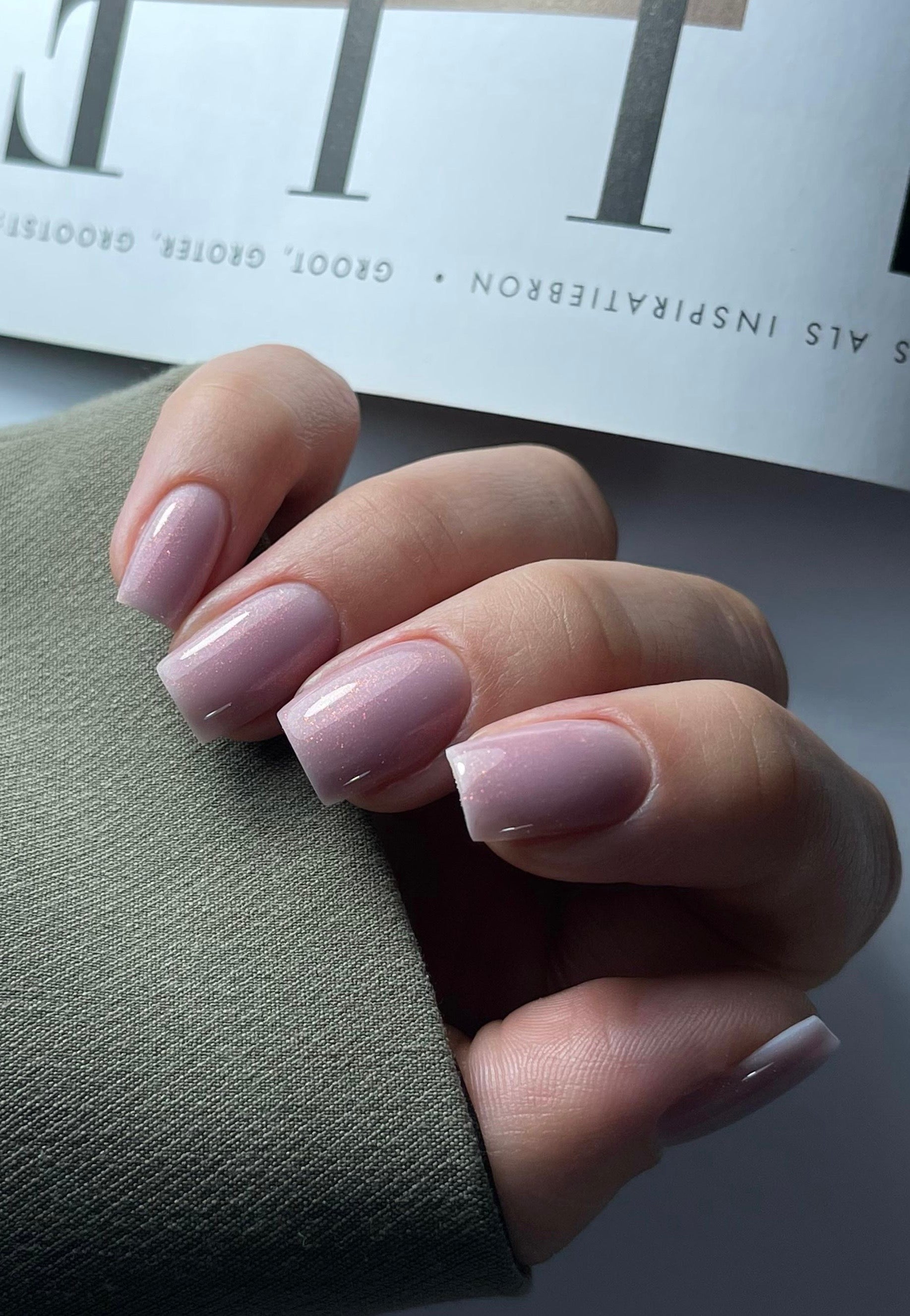 Biap 81 Barely There