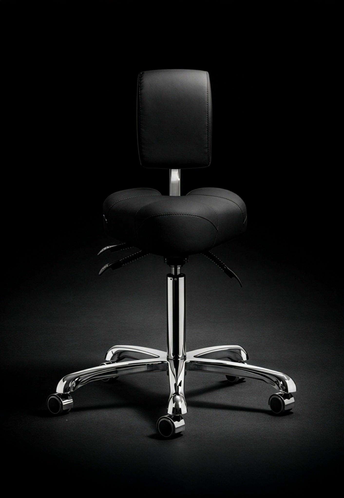 Ergonomic stool black